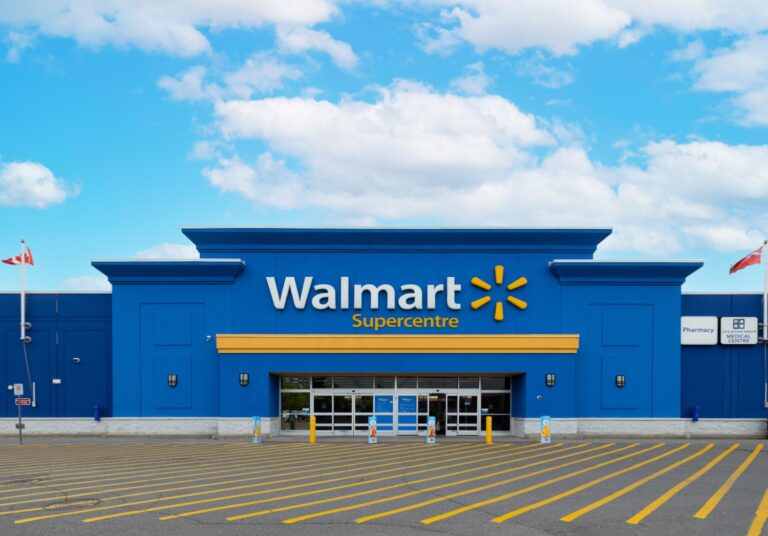 Walmart reintroduces the ‘cart fee’ and sparks discussion in the U.S.