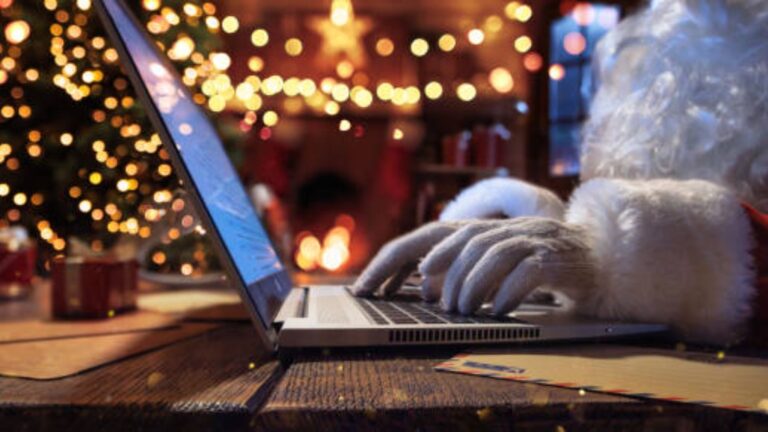 Transformaciones en el Consumo en España: El Impacto del Boom del Ecommerce Estas Navidades