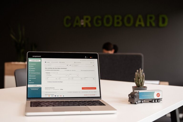 Cómo el Crecimiento del E-Commerce Impulsa la Transformación hacia el Transitario Digital – Noticias de Logística