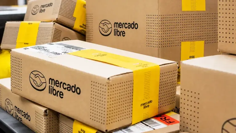 Mercado Postal: Aumento en la Facturación a Pesar de Menores Envíos y el Efecto del E-commerce